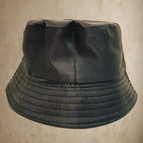 NWOT Ninfa Unisex Crypto Swag Bucket Hat *RARE* - Picture 2 of 3